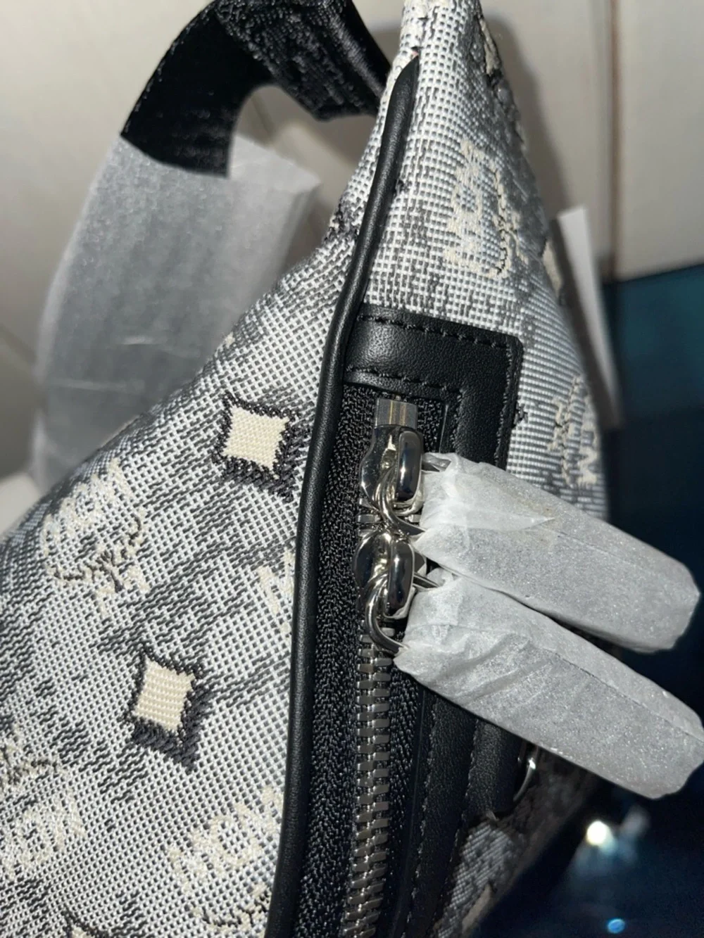 MCM Fursten Belt Bag In Denim Visetos NWT full inclusion - Picture 11 of 16